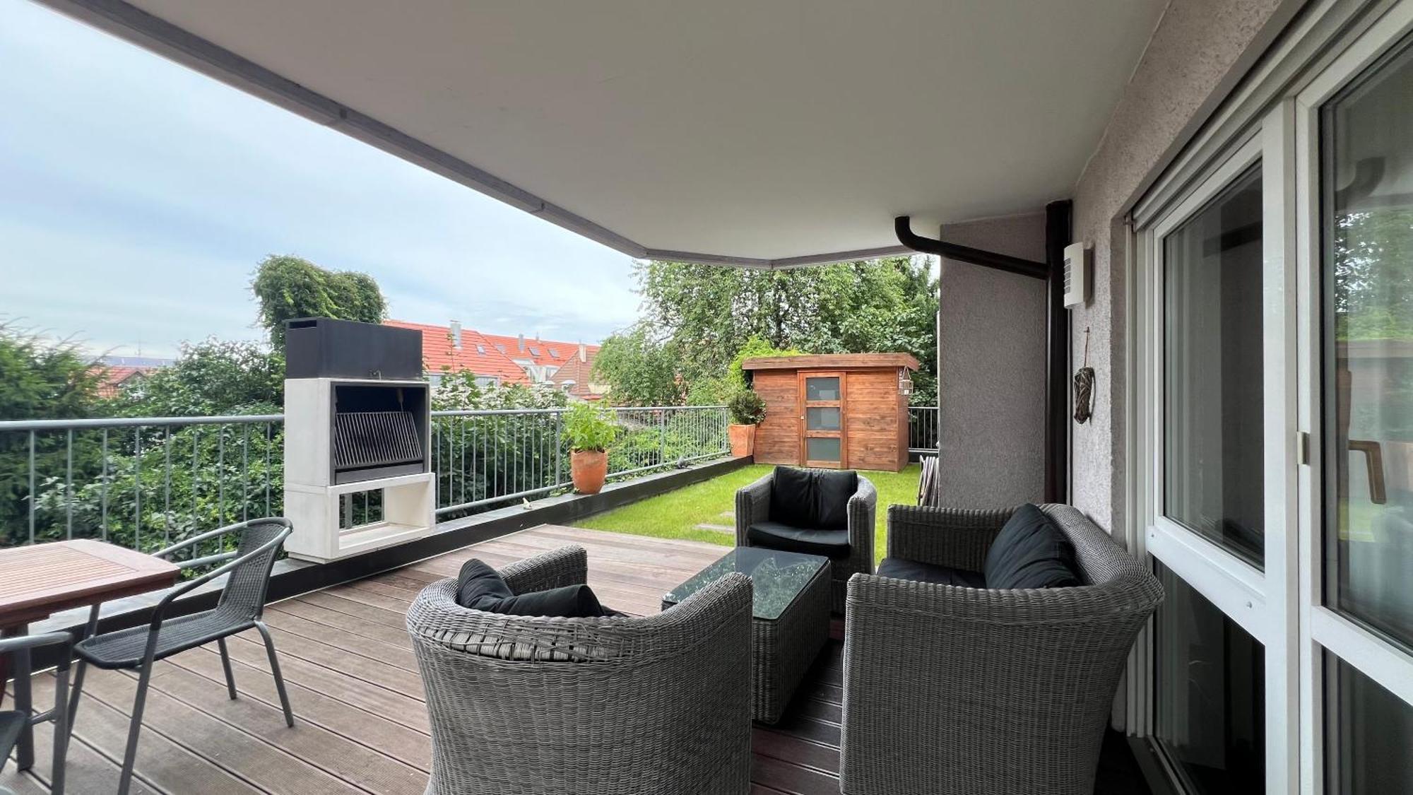 Ludwigshome Luxus - Zentral, Kostenloser Parkplatz, Terrasse Ludwigsburg Zewnętrze zdjęcie